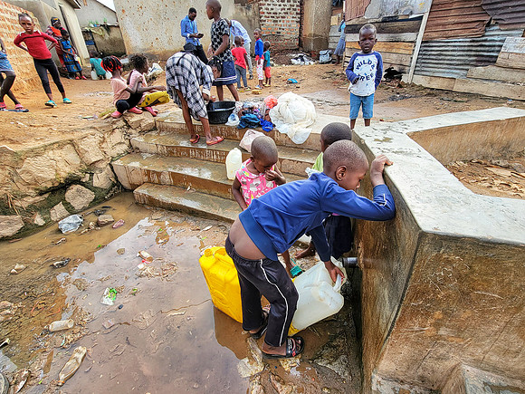 09:09am "Ghetto Water"